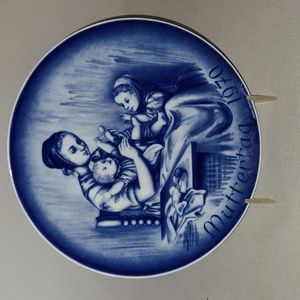 Bareuther Muttertag 1970 Mother's Day 8" Porcelain Plate Germany